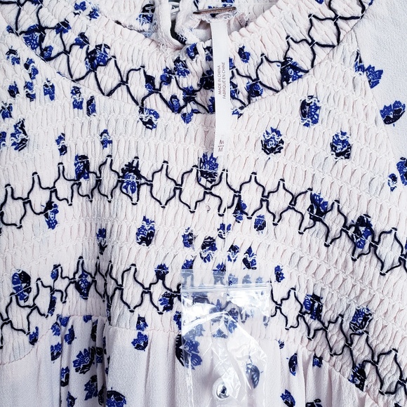 SOLD Free People Flowers In Her Hair Tunic - Picture 5 of 8